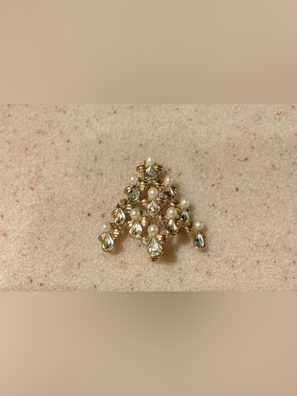 Nina Ricci Avon Gold-Tone Brooch with Ivory Pearls and Clear Crystals